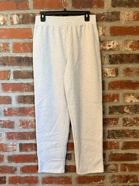 P113 - Bobbie Brooks Light Heather Gray Sweatpants